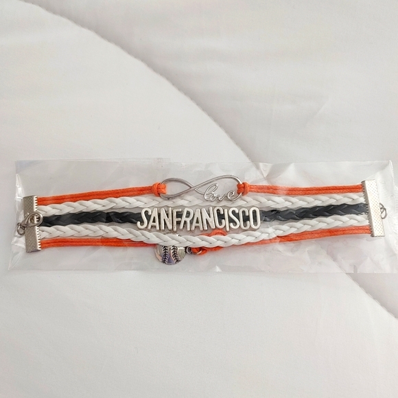 NWT San Francisco Giants charm bracelet - Picture 1 of 3